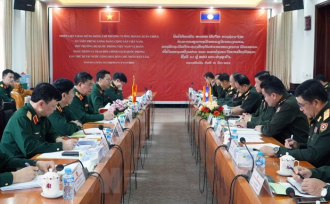 Vietnam, Laos hold defence policy dialogue